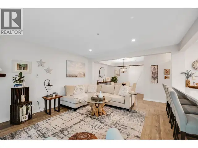 10 2401 MAMQUAM ROAD Squamish, British Columbia in Condos for Sale in Sunshine Coast - Image 9