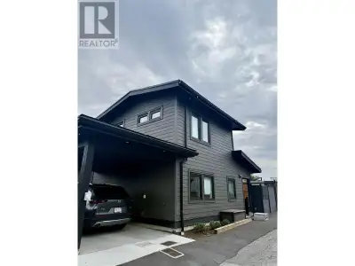 3 901 JACKSON CRESCENT New Westminster, British Columbia