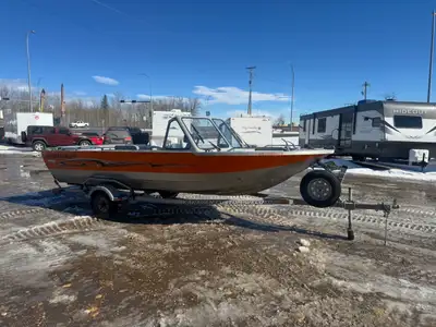 This 2008 Harbercraft 1875 Whitewater J-Max is an 18-foot aluminum jet boat with significant power f...