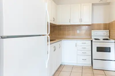 1 Bedroom Apartment For Rent in Toronto - 25 St. Dennis