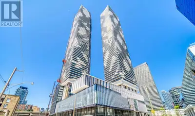 5805 - 138 DOWNES STREET Toronto (Waterfront Communities), Ontar