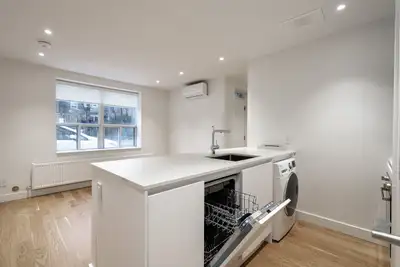 Akelius one bedroom apartment for rent. Located near Parkside and Queensway in the Roncesvalles neig...