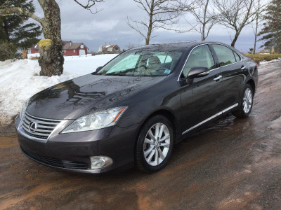 2010 Lexus ES350 **NO LONGER AVAIL, SEE OUR OTHER ADS**