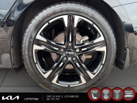 2022 Kia K5 GT-Line Experience the Kia K5 GT-Line with only 83208 km on the odometer. Finished in a... (image 7)