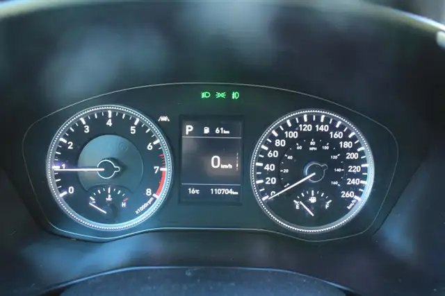 2019 Hyundai Santa Fe 2.0T Preferred AWD w/Dark Chrome Accent fo in Cars & Trucks in Comox / Courtenay / Cumberland - Image 16