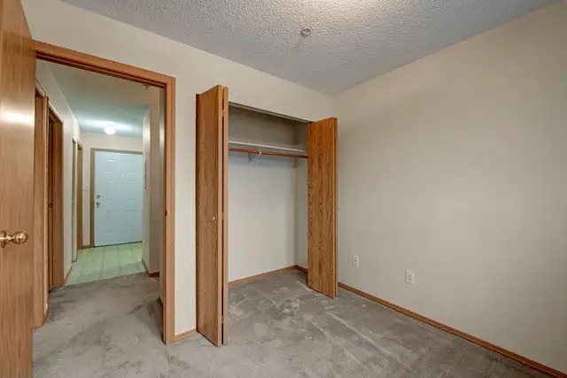 2 Bed x 1 Bath Apartment for Rent on 49th Ave | $1330.00 in Long Term Rentals in St. Albert - Image 16