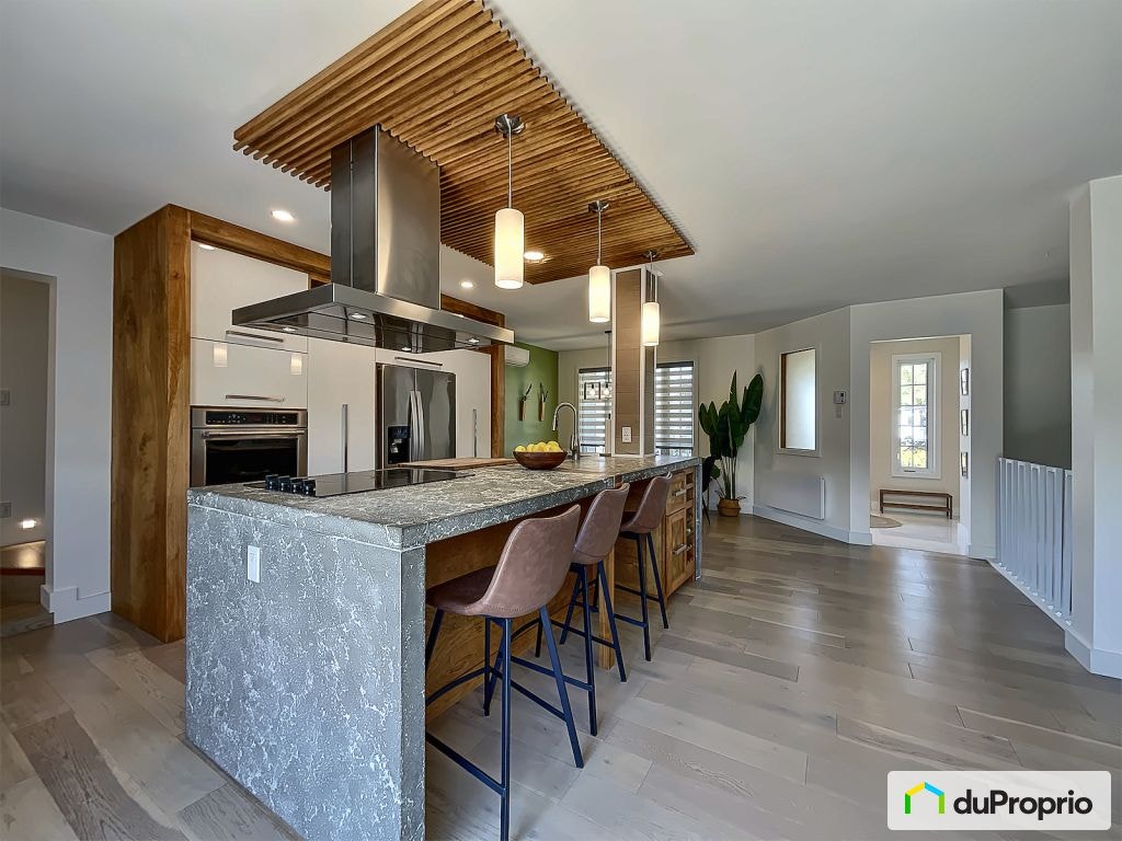 $639,000 - 1 1/2 Storey for sale in Chicoutimi (Chicoutimi) — photo 3
