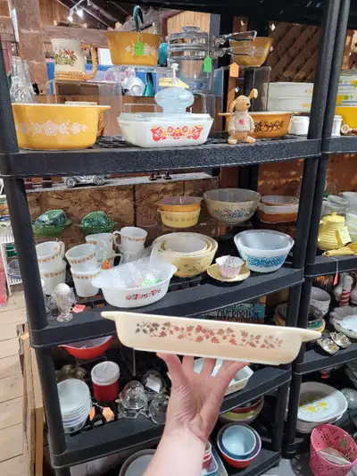 Coming to vineland? This is a MUST stop location for vintage lovers. Check out my freshly cleand and...