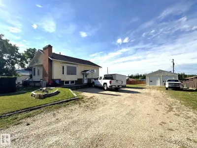 This Great Property Offers a Combination of Family Living, Premium Workshop Space & Outdoor Enjoymen...