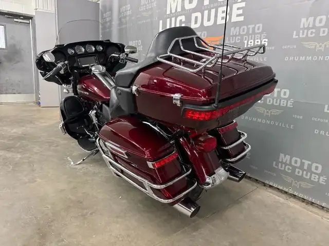 2017 Harley-Davidson FLHTK Electra Glide Ultra Limited in Street, Cruisers & Choppers in Drummondville - Image 10