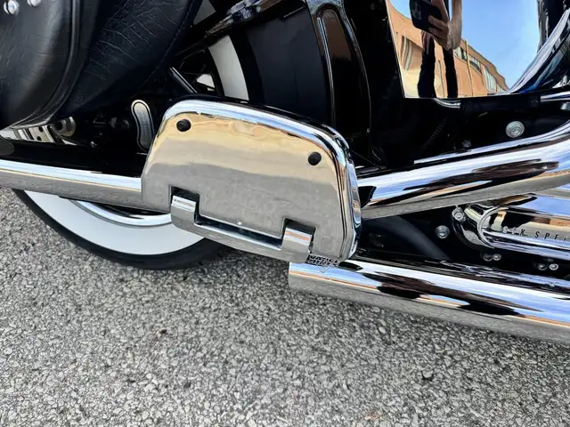 2011 Harley-Davidson Heritage Softail Classic **CANADIAN BIKE**  in Street, Cruisers & Choppers in Markham / York Region - Image 23