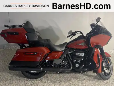 Base MSRP: $40,929 Standard Options Included: ABS Security System Premium Audio Black Trim RDRS Frei...