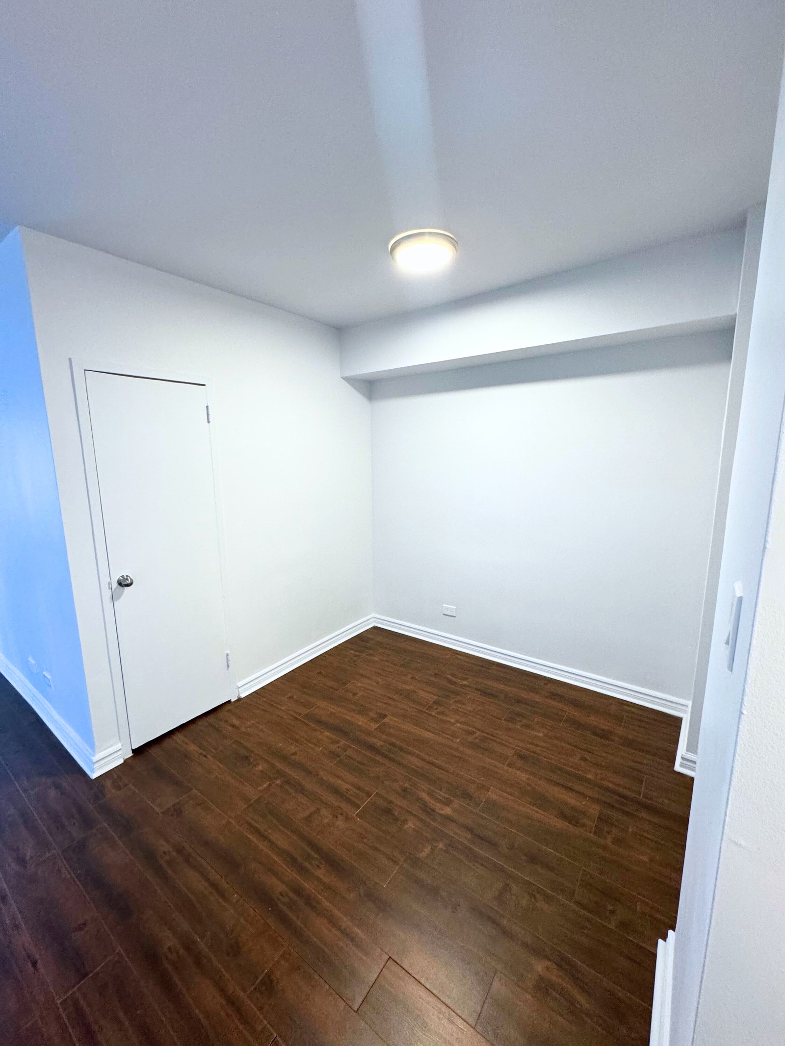 175 Sherbrooke O — photo 3