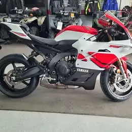 Price includes all fees. Financing available with rates as low as 0% OAC. This is a brand new bike 0...