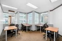 Book open plan office space for businesses of all sizes in Toron