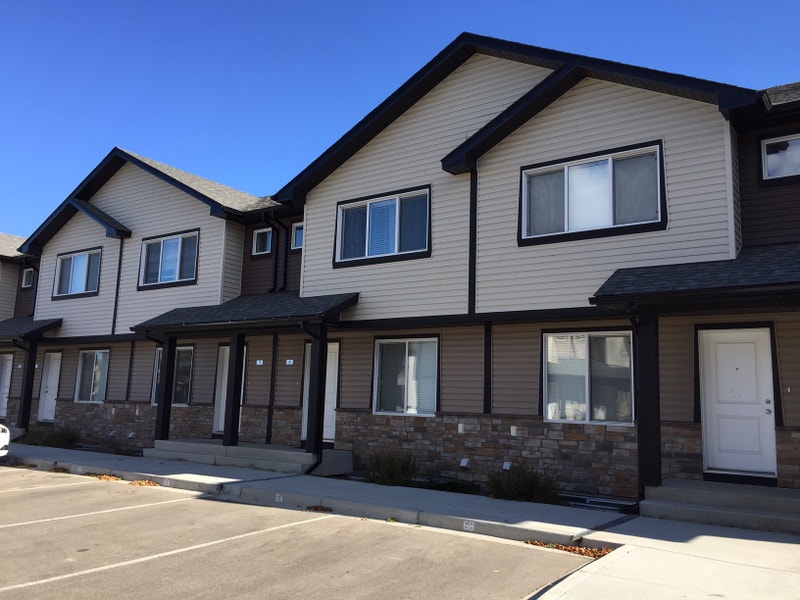Four Bedroom Townhouse in Evergreen Long Term Rentals Saskatoon