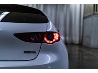 **MECHANICALLY CERTIFIED** 58,965 KM This 2019 Mazda 3 GS Sport Hatchback is powered by a 2.5L engin... (image 7)