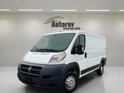 2017 RAM PROMASTER 1500. Prix: 13 980$ Odomètre: 170 000 KM Longueur : 136" Couleur extérieure: BLAN...