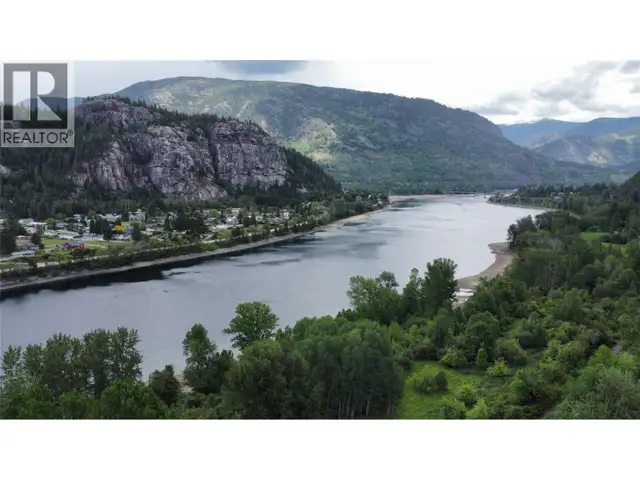 Arrow Lake 10 Lot Package Arrow Lakes Drive Castlegar, British C in Land for Sale in Nelson - Image 13