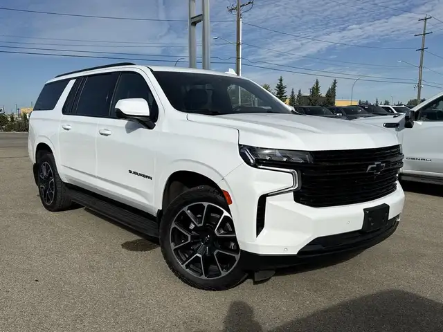 2023 Chevrolet Suburban RST
