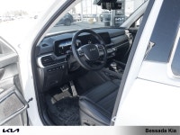 ... Engine: V6 Cylinder Engine 3.8L L/100Km City: 13.1 L/100Km Hwy: 10.0 Safety Equipment ABS And Dr... (image 7)