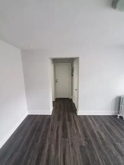 Available immediately!! Call 226-778-0014 or email us (rentals@agileonline.ca)about showing. This is...