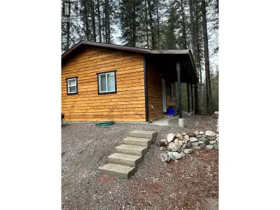TWO SEPARATE DWELLINGS: 500 SQFT CABIN & APPROX 1500 SQFT SINGLE WIDE MOBILE HOME, with addition: Sp...