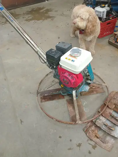 BARTELL  30" CEMENT TROWEL / FINISHER  HONDA MADE IN CANADA  !!, View more