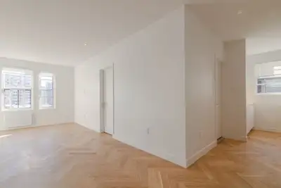 Akelius one bedroom apartment for rent. Located near Du Fort in the Downtown - Guy Concordia neighbo...
