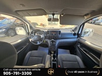 No accident Ontario vehicle with Lot of Options! - Grey fabric interior, - Cruise Control, - Parking... (image 5)