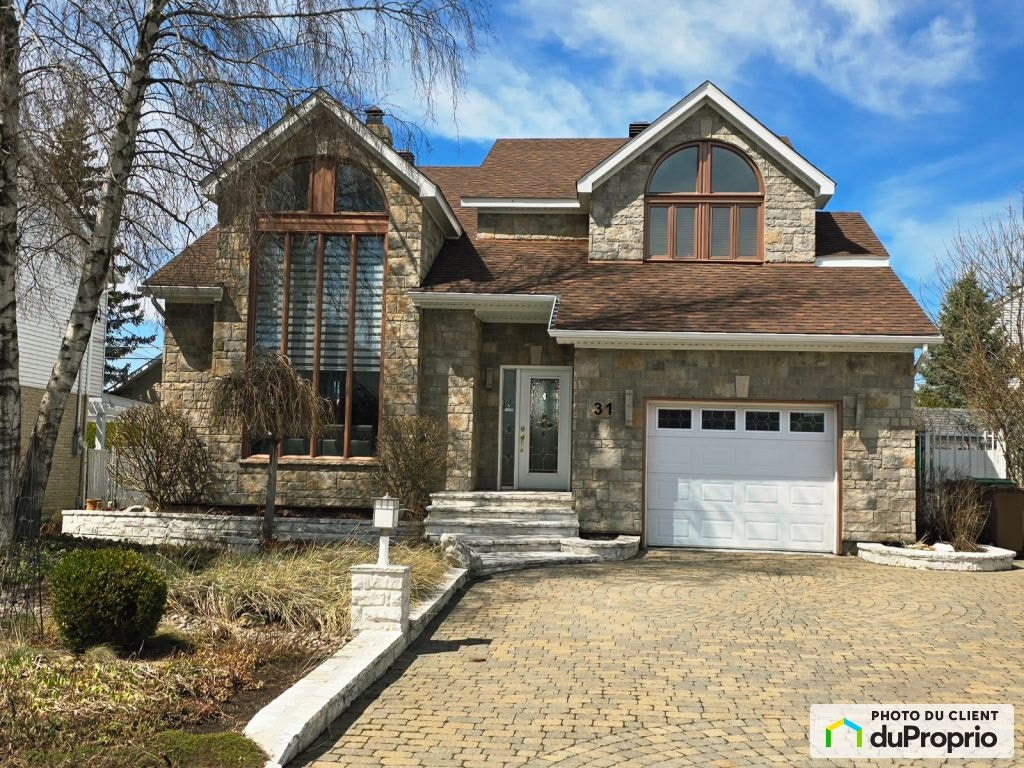 $849,900 - Split Level for sale in St-Constant — photo 1