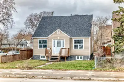 3B//Winnipeg/SS May 7. Offers on May 12. Open House Saturday 12-2. Welcome to 348 Henderson! An idea...