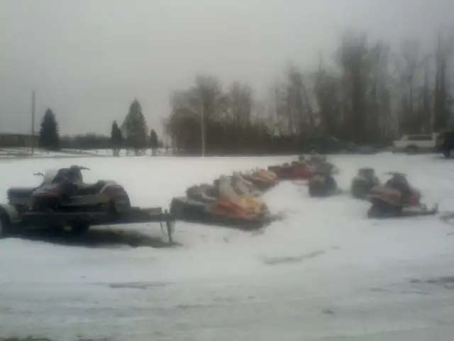 NUMEROUS.SLEDS.FOR.SALE.READ.BELOW.CALL.7802409380 in Snowmobiles in Edmonton - Image 3