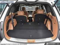 AMVIC LICENSED DEALER. PRICE EXPIRES May 21,2025 Engine: 3.5L V6 L/100Km City: 12.2 L/100Km Hwy: 9.7... (image 6)
