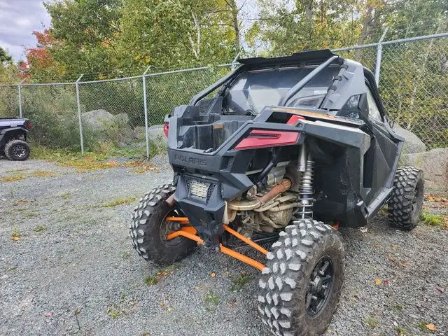 2021 Polaris RZR PRO XP 1000 in ATVs in City of Halifax - Image 6