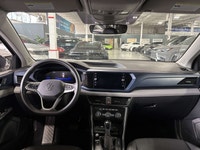 **FORMER DAILY RENTAL** FEATURING : REMOTE START, PANORAMIC ROOF, WELL EQUIPPED, VERY CLEAN! FINISHE... (image 9)
