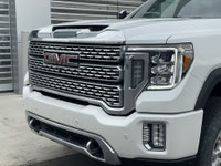 AMVIC Licensed Dealer GMC Premium Infotainment w/ Navigation | Duramax 6.6L V8 Turbo-Diesel | Techno... (image 2)
