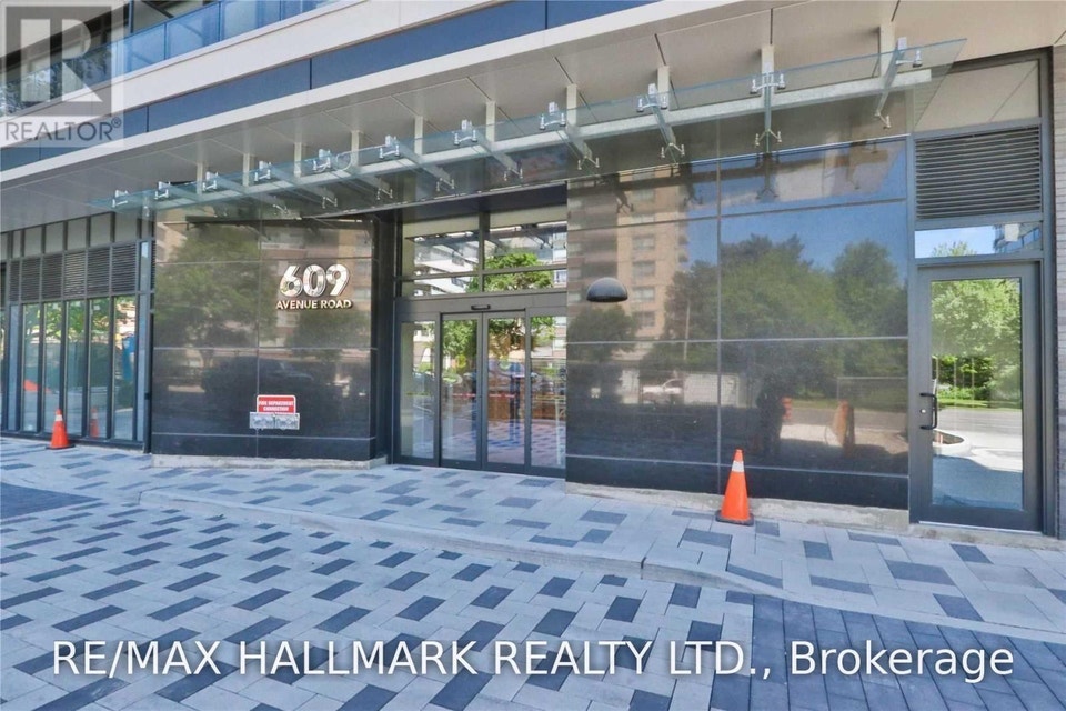 402 - 609 AVENUE ROAD Toronto (Yonge-St. Clair), Ontario 2