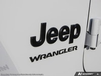 This Jeep Wrangler has a dependable Regular Unleaded V-6 3.6 L/220 engine powering this Automatic tr... (image 9)