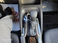 AUCUN DOSSIER DE DOMMAGE Ce Corolla est équipé de : Bluetooth, Cruise, PRISE USB, APPLE CARPLAY/ANDR... (image 7)