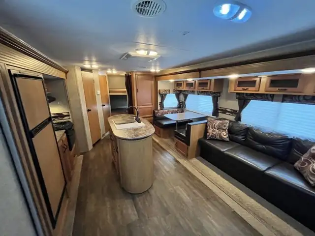 2015 KZ CONNECT SPREE 290IKS (FINANCING AVAILABLE) in Travel Trailers & Campers in Kelowna - Image 7