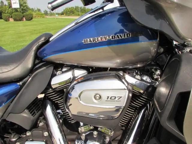 2017 Harley-Davidson FLHTK Electra Glide Ultra Limited Low New D in Sport Touring in Leamington - Image 13