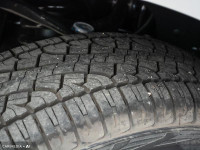 Tow Package, Unique Sport Cloth Bucket Seats, Manual-Folding Heated Power Glass Trailer Tow Mirror!... (image 7)