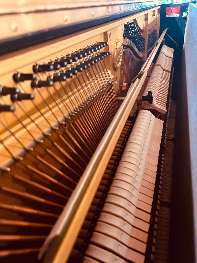 PIANO YAMAHA U3A (1986) in Pianos & Keyboards in City of Montréal - Image 3