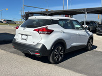 2019 NISSAN KICKS SV - FRONT WHEEL DRIVE - NO ACCIDENTS FEATURES INCLUDE - - Cloth Interior - Touch... (image 4)