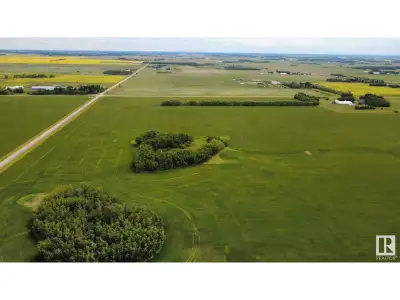 This property offers 148 acres located just south of the City of Leduc, within the proposed annexati...
