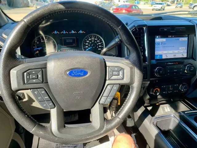 2016 FORD F-150 4X4 CREW 6.5FT LOW KMS LOADED in Cars & Trucks in Guelph - Image 16