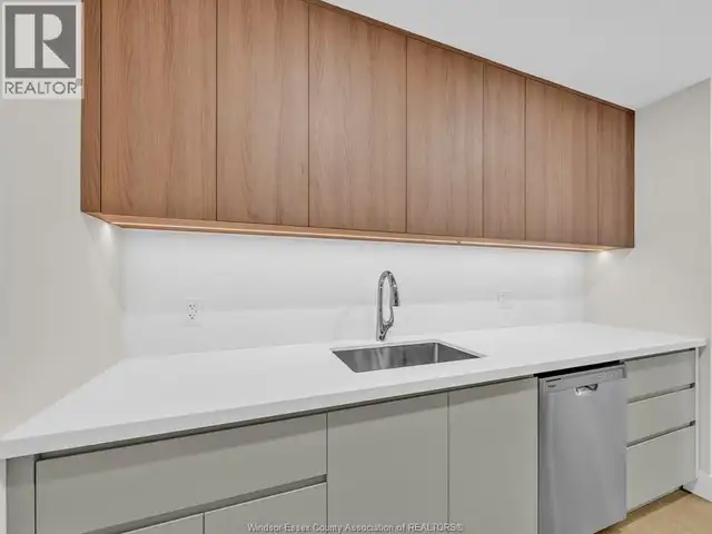 11646 TECUMSEH ROAD East Unit# 1 Windsor, Ontario in Long Term Rentals in Windsor Region - Image 8