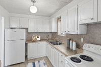 Realstar's Village Tower is located in the family-friendly North York neighbourhood of Westminster.... (image 5)