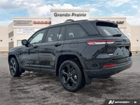 Leatherette | Black Appearance Package | Sunroof | Remote Start | Power liftgate | Low Kms | Fully I... (image 3)